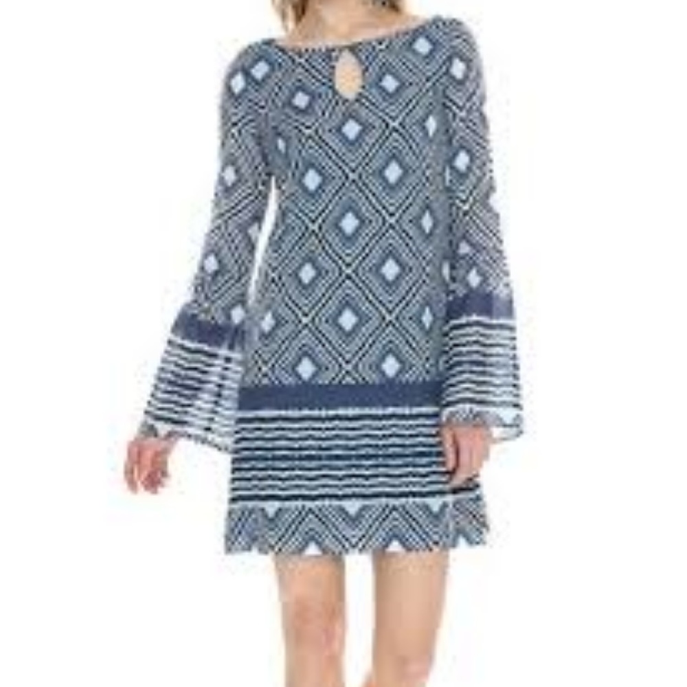 Bermuda Flare sleeve dress